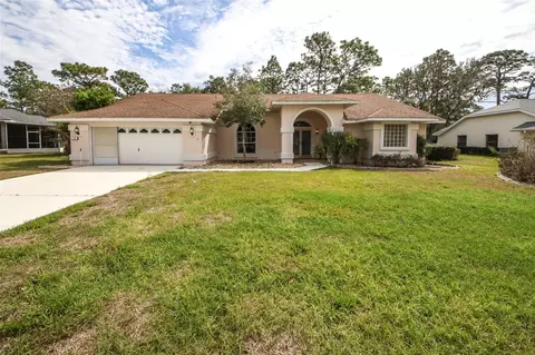 19 Mayflower Ct S, Homosassa, FL 34446