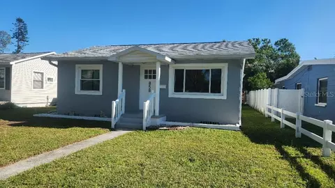 858 51st Ave N, Saint Petersburg, FL 33703