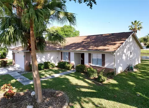 4402 Grandwood Ln, New Port Richey, FL 34653
