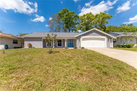 8705 Village Mill Row, Hudson, FL 34667