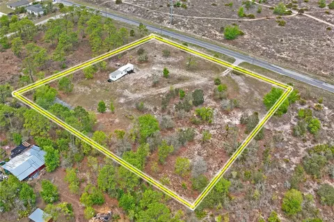13220 Hexam Rd, Weeki Wachee, FL 34613