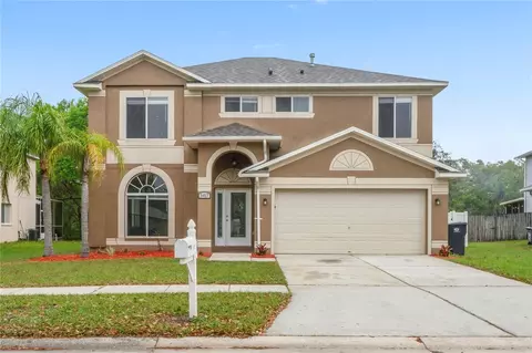 3417 Pine Top Dr, Valrico, FL 33594