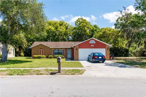 6850 Hills Dr, New Port Richey, FL 34653