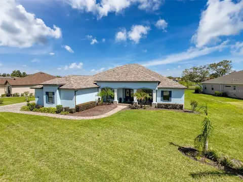 9237 Palm Beach Dr, Weeki Wachee, FL 34613