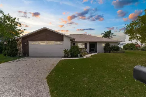 4533 Gulfstream Dr, Hernando Beach, FL 34607