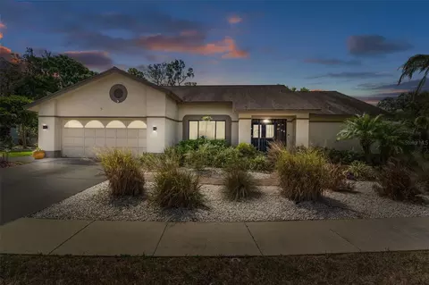 2924 Windridge Dr, Holiday, FL 34691