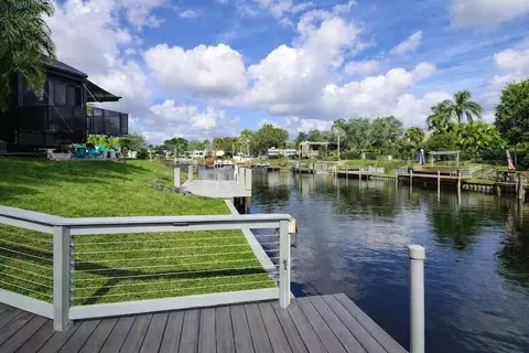 443 Waterway Dr, Lake Wales, FL 33898