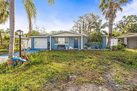6614 Manor Beach Rd, New Port Richey, FL 34652
