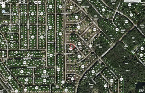 600 E Hope Pl, Citrus Springs, FL 34433