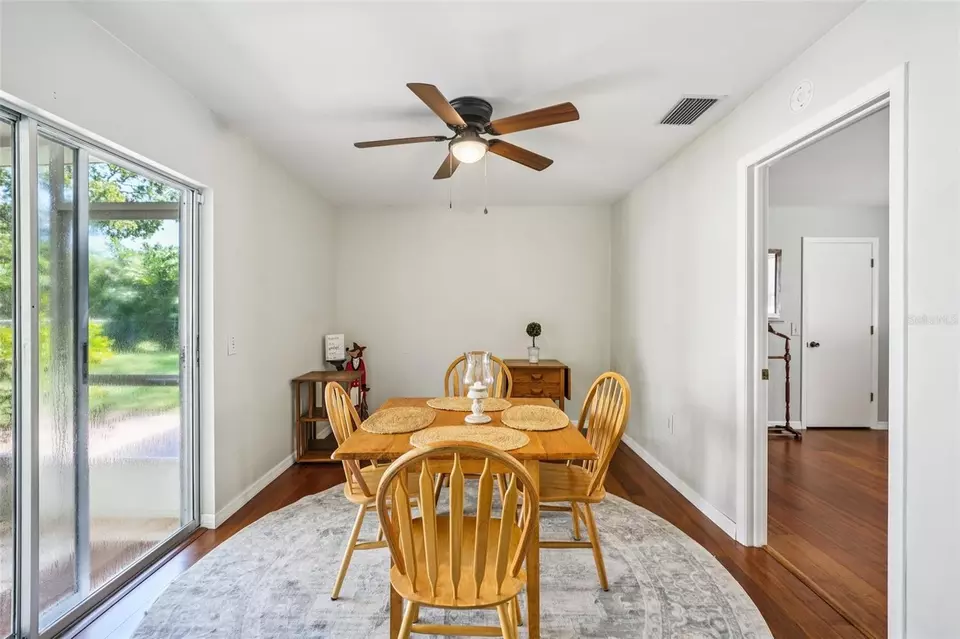 Dining - 12906 Sandburst Ln, Hudson, FL 34667 photo 2 of 6