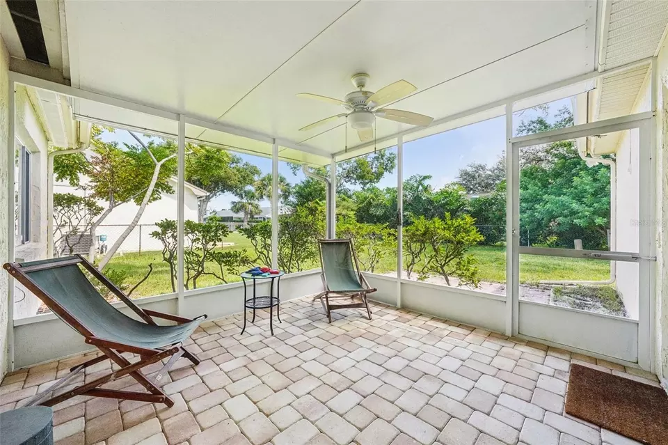 Exterior - 12906 Sandburst Ln, Hudson, FL 34667 photo 9 of 10