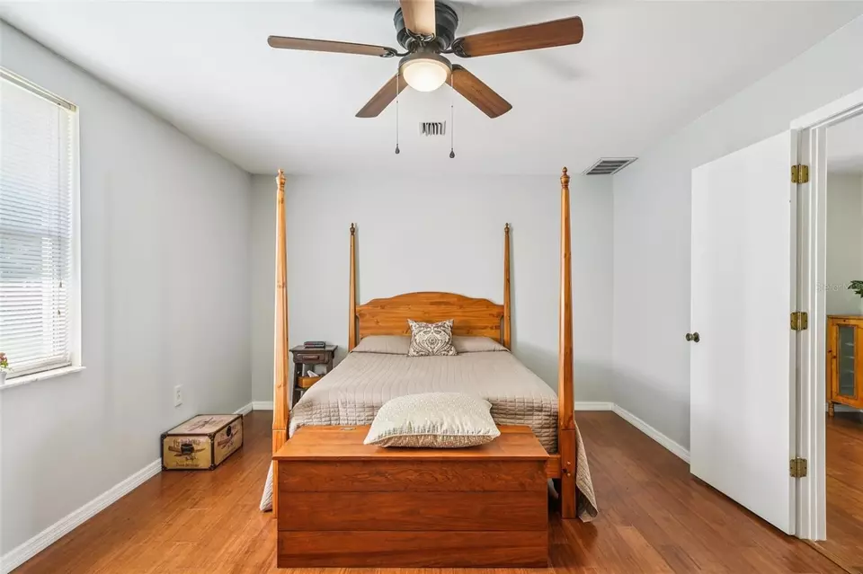 Bedroom - 12906 Sandburst Ln, Hudson, FL 34667 photo 4 of 8