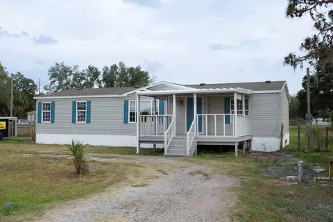 1303 Peregrine Dr, Plant City, FL 33565