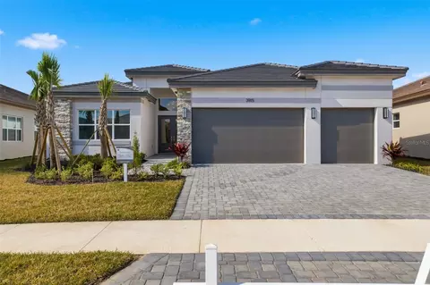 3915 Corsica Pl, Wesley Chapel, FL 33543