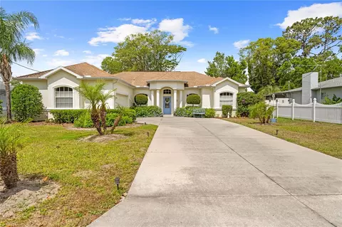Exterior - 1245 Coble Rd E, Spring Hill, FL 34608 photo 3 of 10