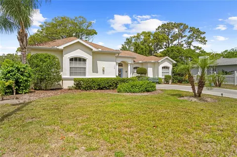 Exterior - 1245 Coble Rd E, Spring Hill, FL 34608 photo 4 of 10