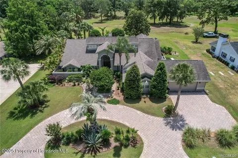 7640 W Golf Club St, Crystal River, FL 34429