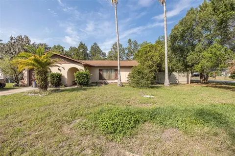 12250 Lacey Dr, New Port Richey, FL 34654