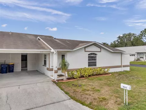 9212 Estrada Pl, New Port Richey, FL 34655