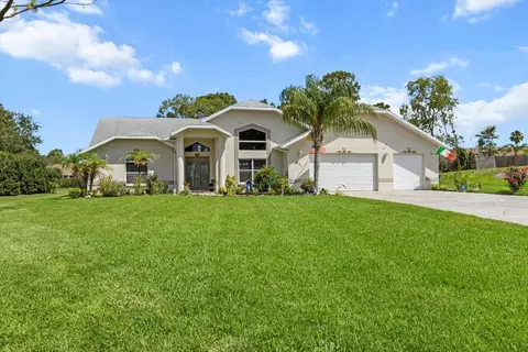 487 Waterloo Ct, Spring Hill, FL 34609