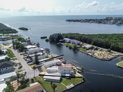 13145-13147 Coxswain Ct, Hudson, FL 34667