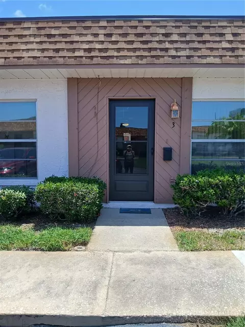 6050 Chesham Dr #3, New Port Richey, FL 34653