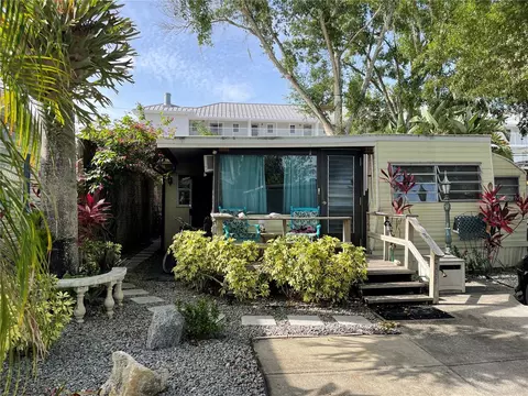 21045 Lazy Days Cir, Lutz, FL 33558