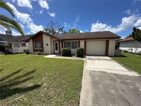 8312 Split Rail Ln, Hudson, FL 34667