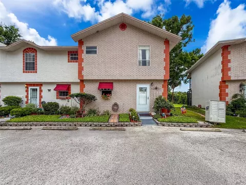 7135 Trenton Pl, New Port Richey, FL 34653
