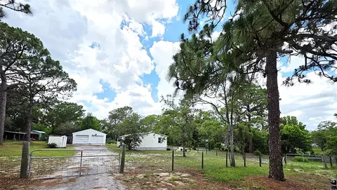 18315 Drayton St, Spring Hill, FL 34610