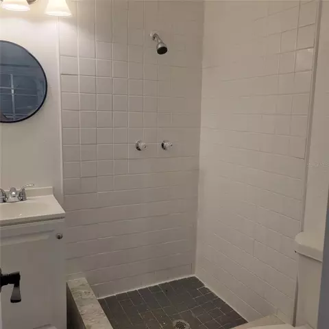 Bath - 8504 Lafitte Dr, Hudson, FL 34667 photo 3 of 3