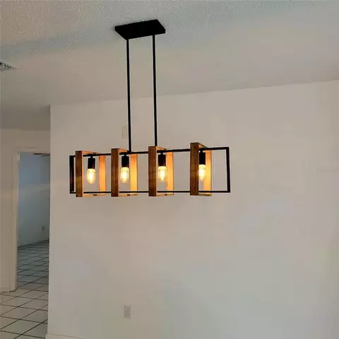 Dining - 8504 Lafitte Dr, Hudson, FL 34667 photo 1 of 1