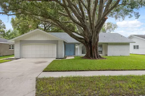 7616 Fairlawn Dr, Hudson, FL 34667