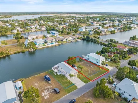 3332 Oleander Dr, Hernando Beach, FL 34607 photo 5