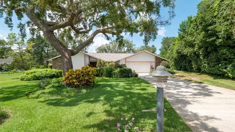 7488 Birdland Cres, Spring Hill, FL 34607