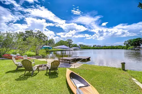 7041 Morningstar Ln, New Port Richey, FL 34652