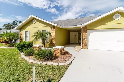 8620 Gold Pine Dr, Port Richey, FL 34668