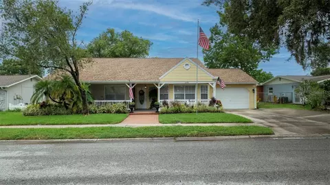 12433 Willow Tree Ave, Hudson, FL 34669 photo 1