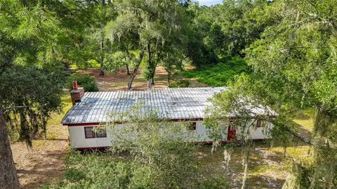 18631 SE 106th Pl, Ocklawaha, FL 32179
