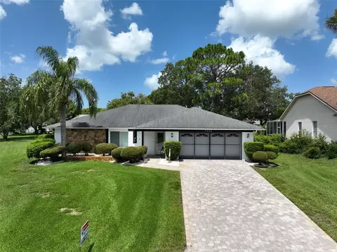 7425 Leith Ct, Weeki Wachee, FL 34613