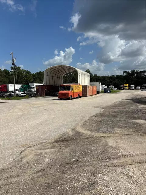 14516 County Line Rd, Spring Hill, FL 34610