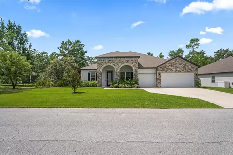92 Grass St, Homosassa, FL 34446