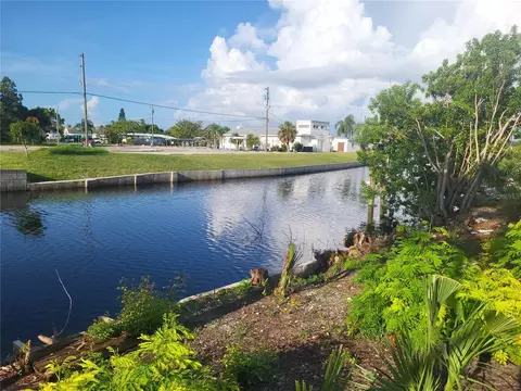 6730 Saltwater Blvd, Hudson, FL 34667