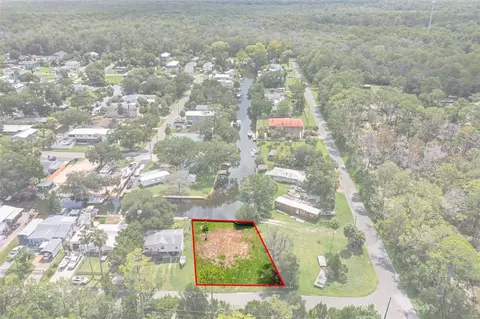 5981 Colony Cir, Weeki Wachee, FL 34607