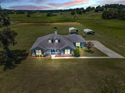20901 Highpond Ln, Dade City, FL 33523