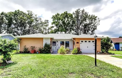 4605 Tiburon Dr, New Port Richey, FL 34655