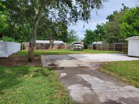 4037 Flamingo Dr, New Port Richey, FL 34652