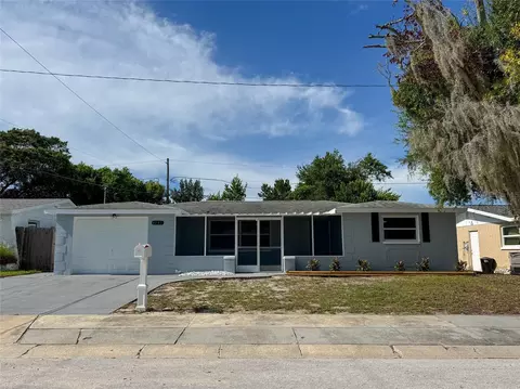 4241 Canterberry Dr, Holiday, FL 34691