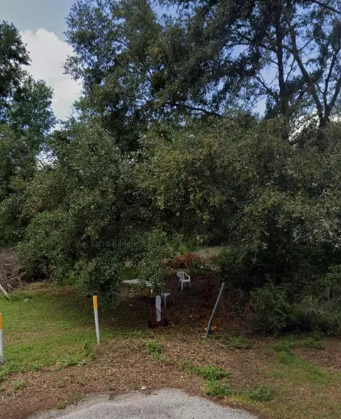 Riley Avenue, Zephyrhills, FL 33542