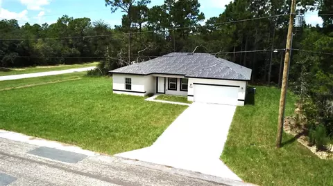 7420 N Voyager Dr, Citrus Springs, FL 34433